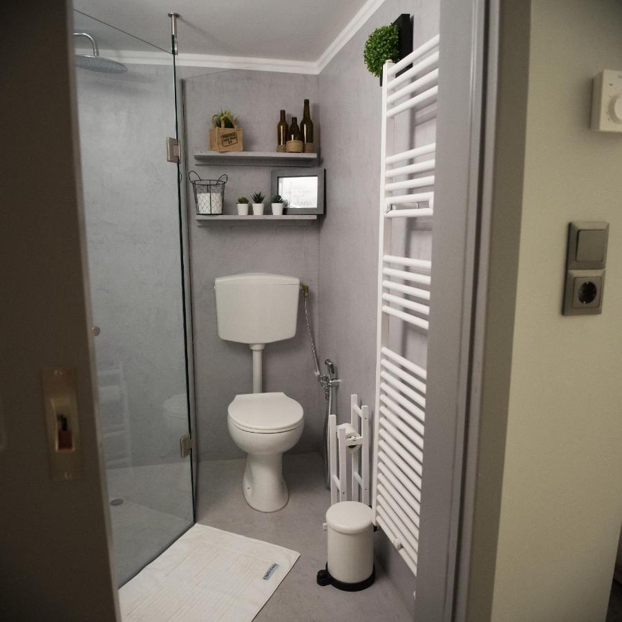 Chrisandro Apartments Athena Bagian luar foto