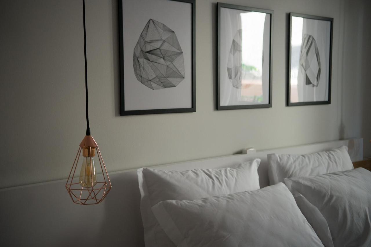 Chrisandro Apartments Athena Bagian luar foto