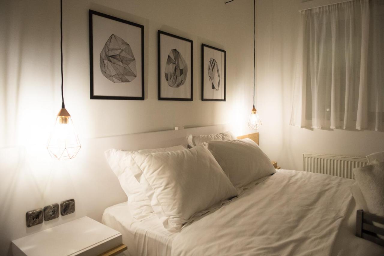 Chrisandro Apartments Athena Bagian luar foto